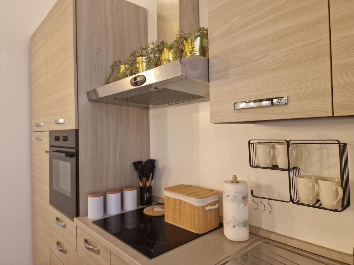Regina In Porta Romana 2 - Sky Tv, Wifi E Breakfast Box Apartment Mailand